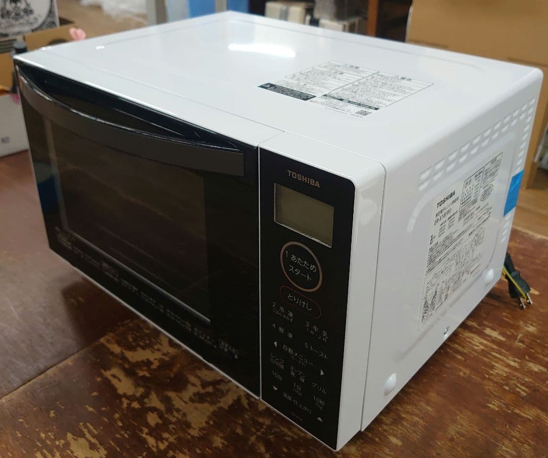 23年TOSHIBA オーブンレンジ ホワイトER-X18