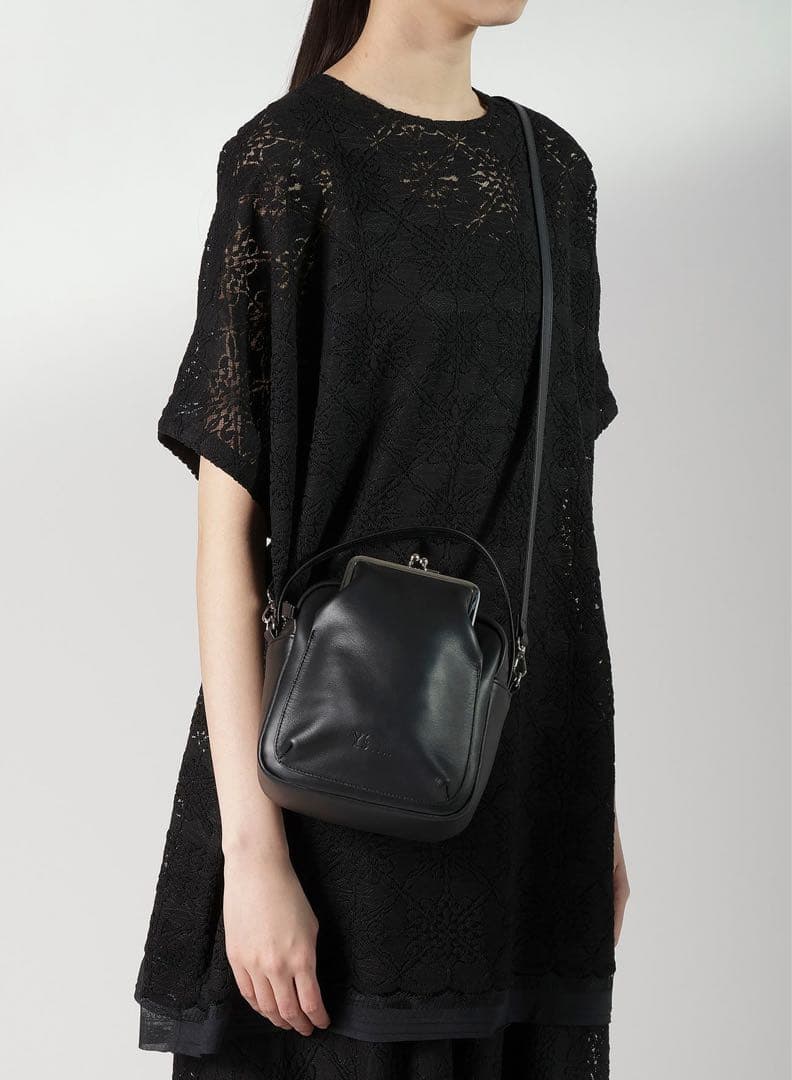 ヨウジヤマモト COW LEATHER METAL CLASP BOX BAG - メルカリ