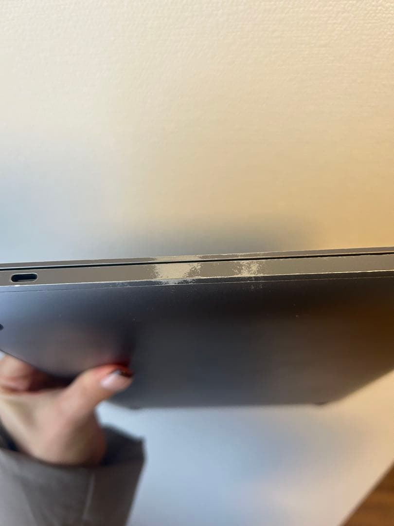 MacBook Pro 13インチ【2025.12バッテリー交換済み】