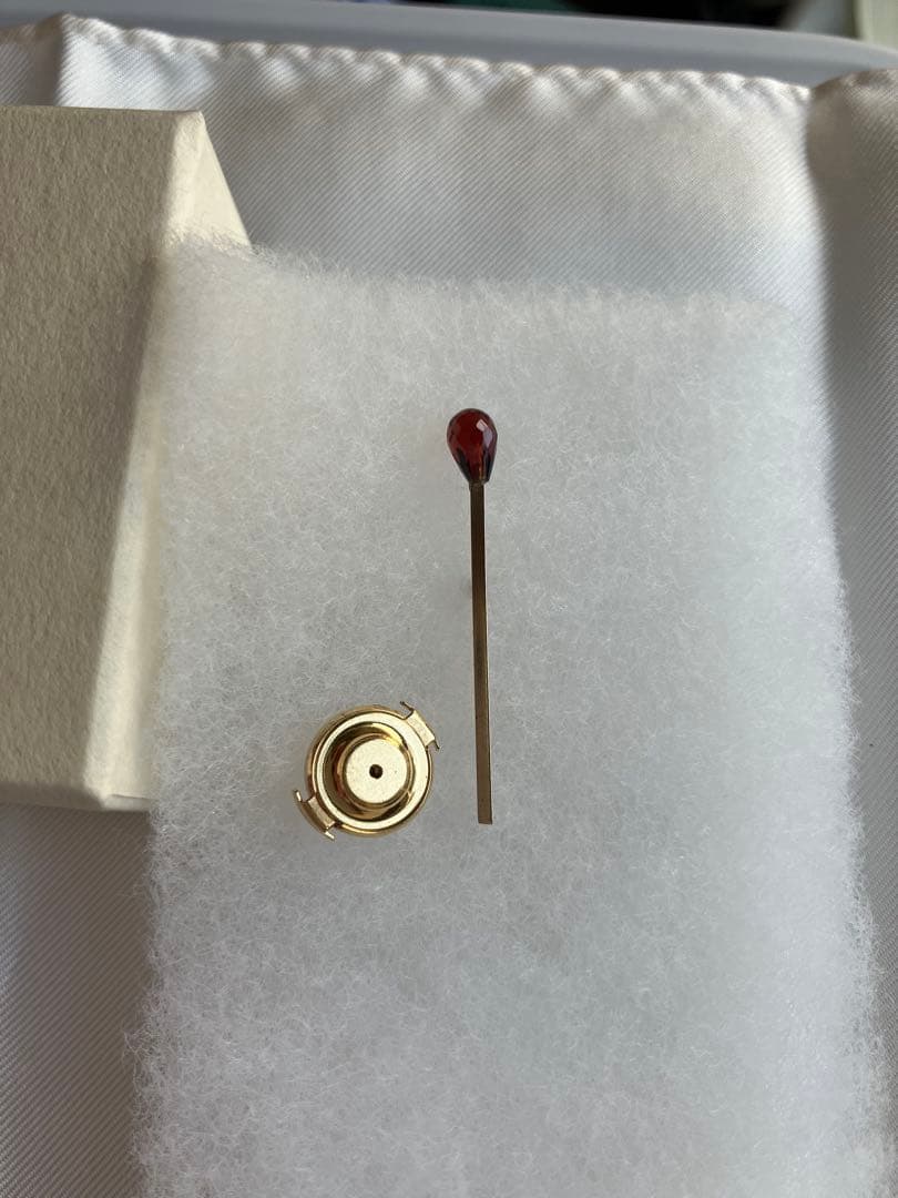 OLD TO NEW k10 ガーネット ブローチ マッチ 吉田史 ヒナタノオト