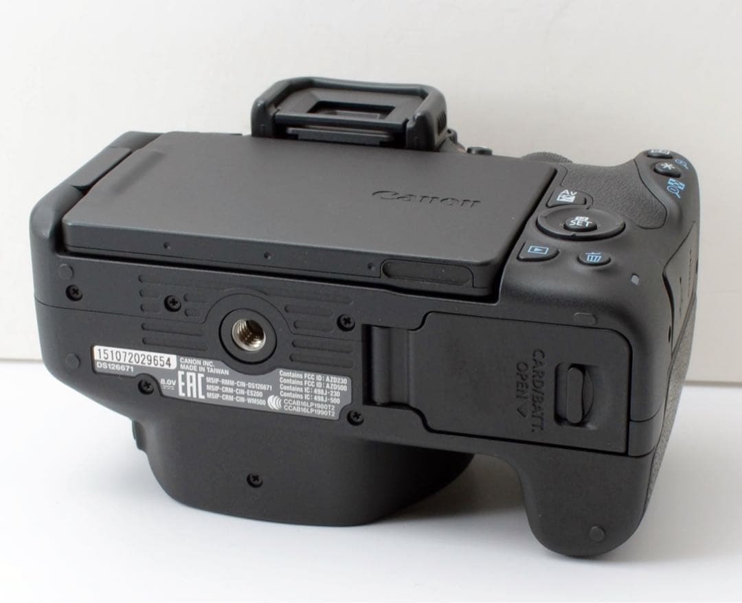 専用！Canon EOS kiss X9☆X7後継機☆Wi-Fi内蔵☆高速AF