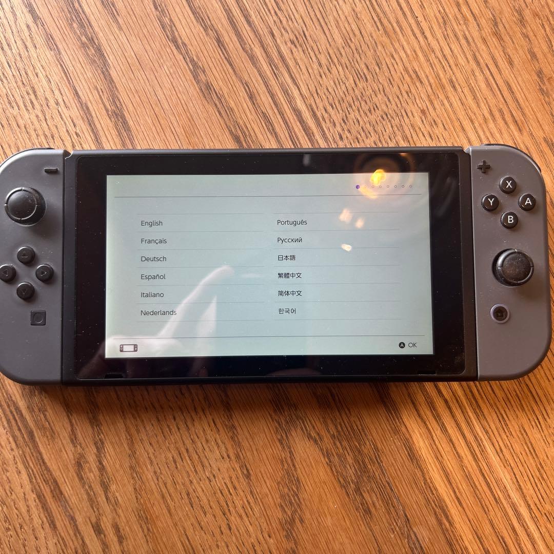 Nintendo Switch 本体 グレー（HAD-KAAA（JPN）） Amazon.co.jp: 【整備済み品】 Nintendo Switch グレー HAD-S-KAAAA