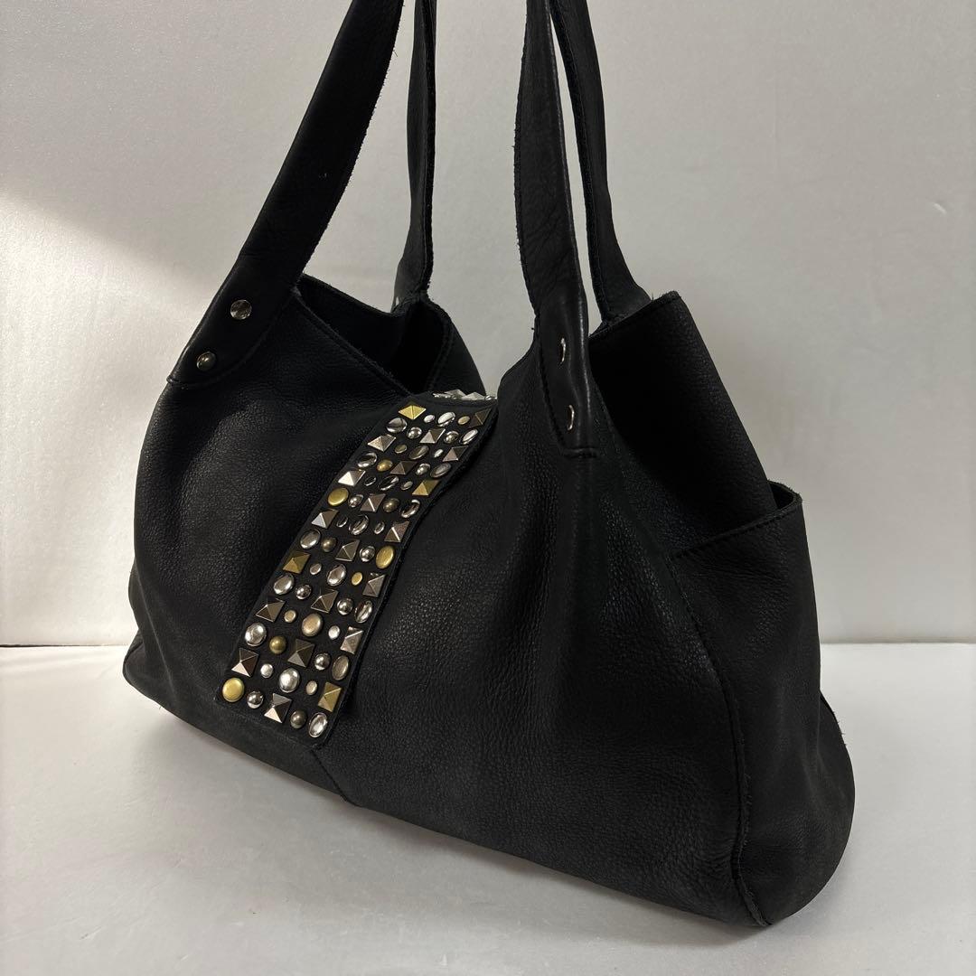 定価26000円】 TRES トートバッグ スタッズ レザー ハンドバッグ