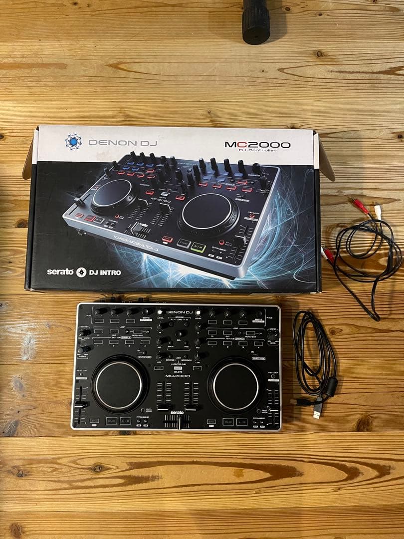 DENON DJ MC2000 DJコントローラー Denon DJ MC2000 Serato DJ Intro - DJ Controller