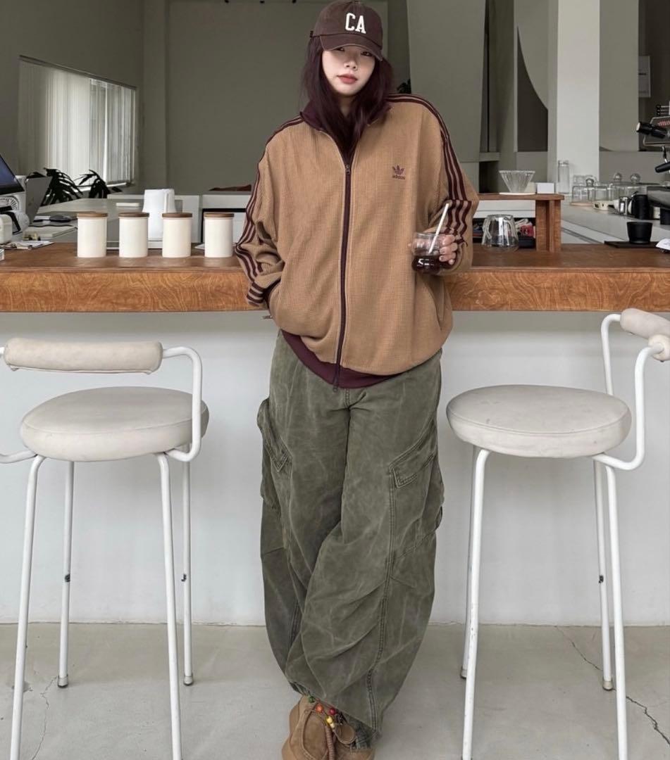 海外限定カラー2XL⭐️adidasワッフルニットトラックトップ ブラウン