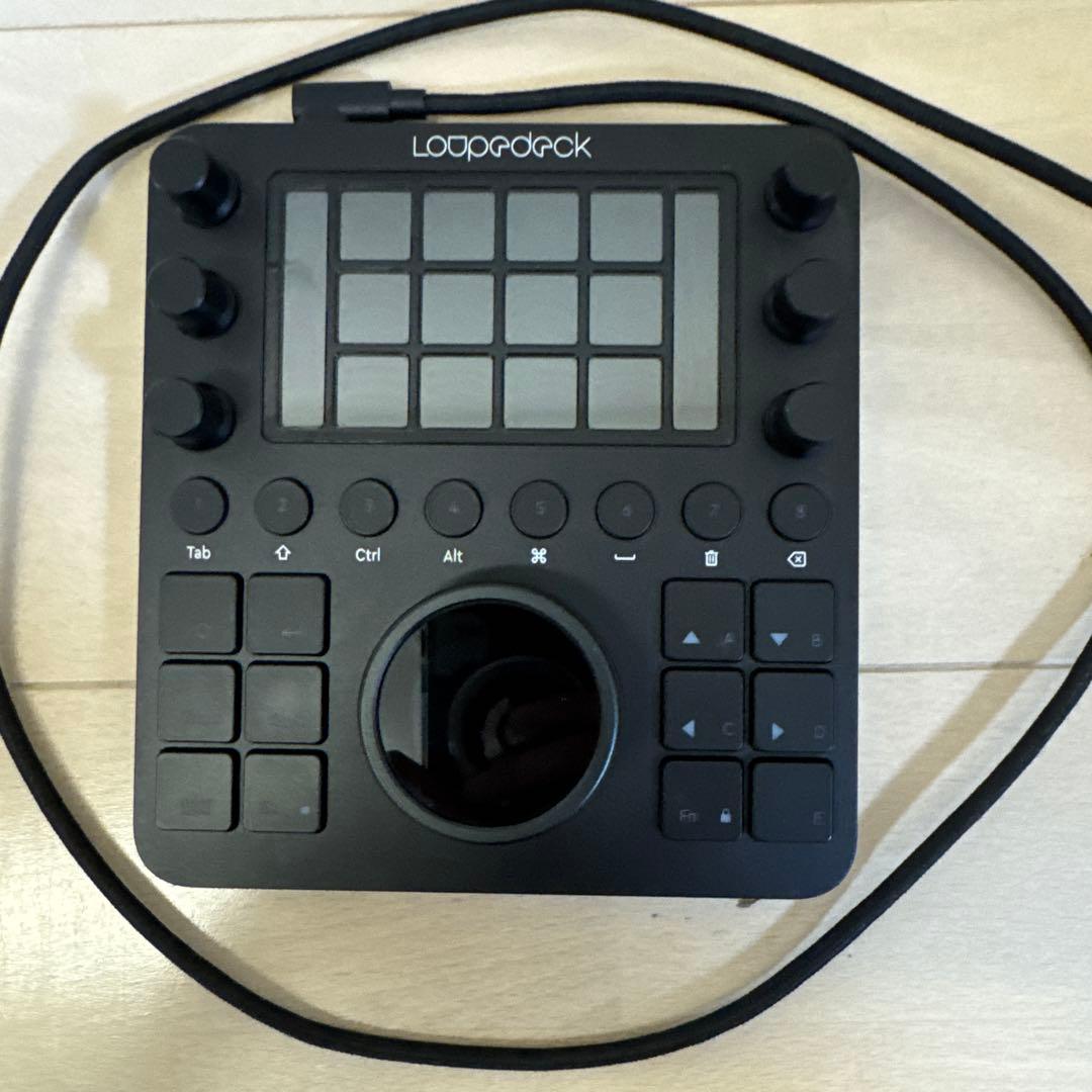 Loupedeck CT ループデック　左手デバイス Loupedeck CT | Loupedeck(ループデック) メディア編集用