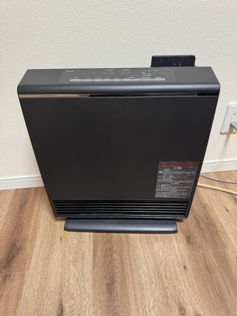 リンナイ ガスファンヒーター リモコン付き 黒 空気清浄機搭載で年中快適 ガスファンヒーター Wizをモデルチェンジ 8