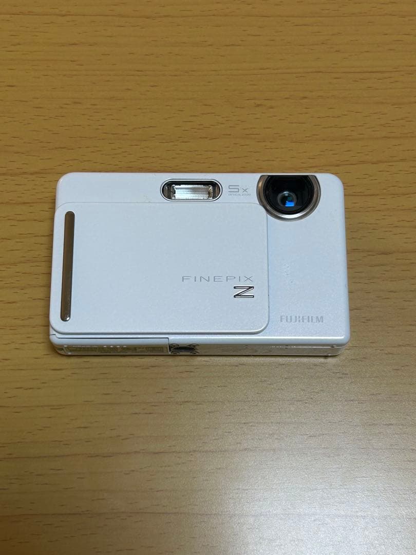 FIJI FILM FINEPIX Z300 ホワイト - メルカリ