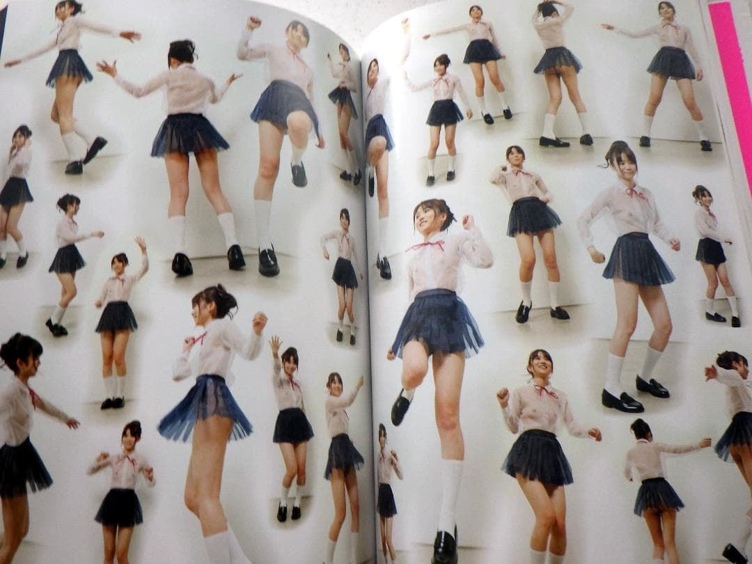 少女ポーズ大全 会田誠 ほしのあすか - メルカリ