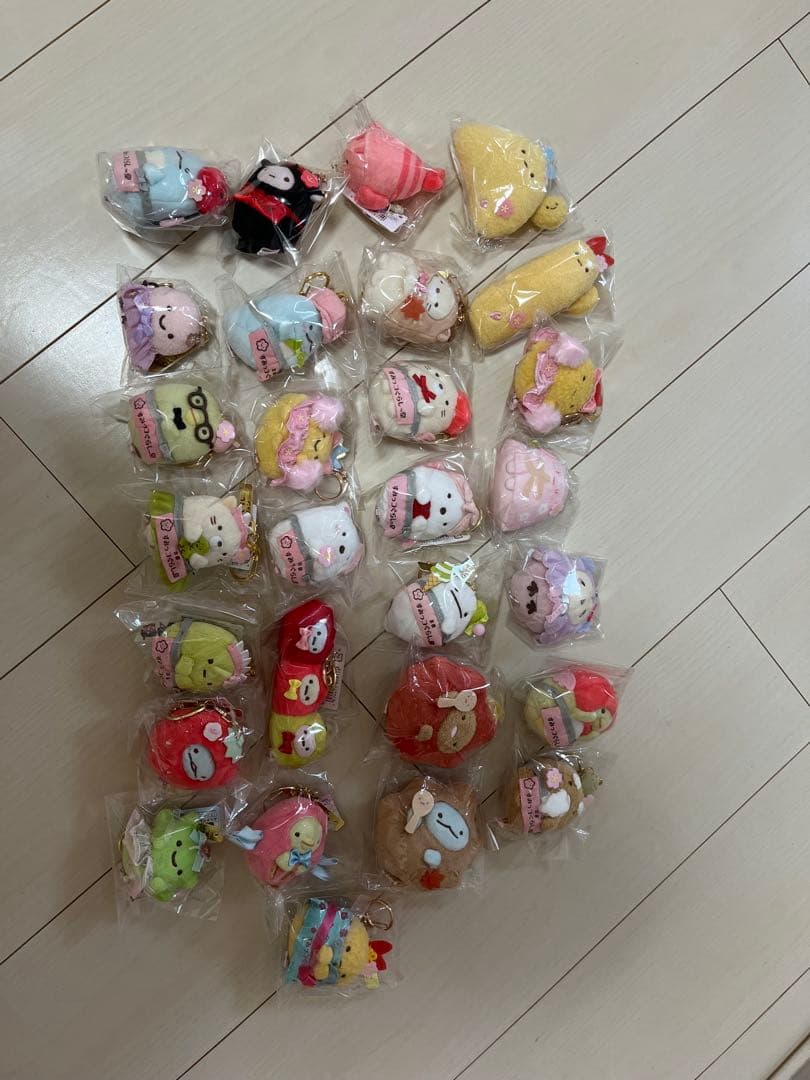 すみっコぐらし堂　ぶらさげぬいぐるみ 10/2発売】すみっコぐらし堂 清水坂店に限定ぶらさげぬいぐるみ