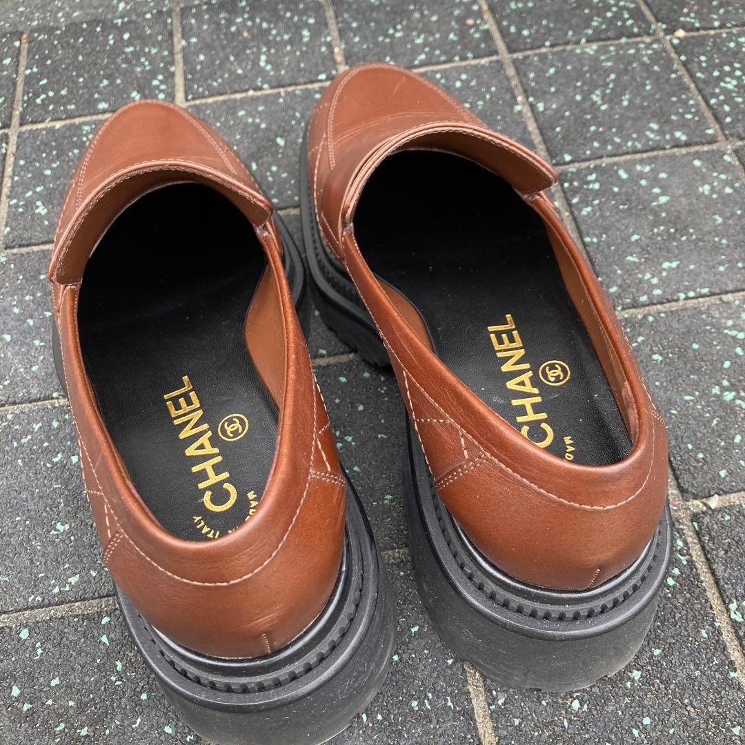 シャネル ローファー 23A 厚底 茶色 ブラウン 37.5 - メルカリ