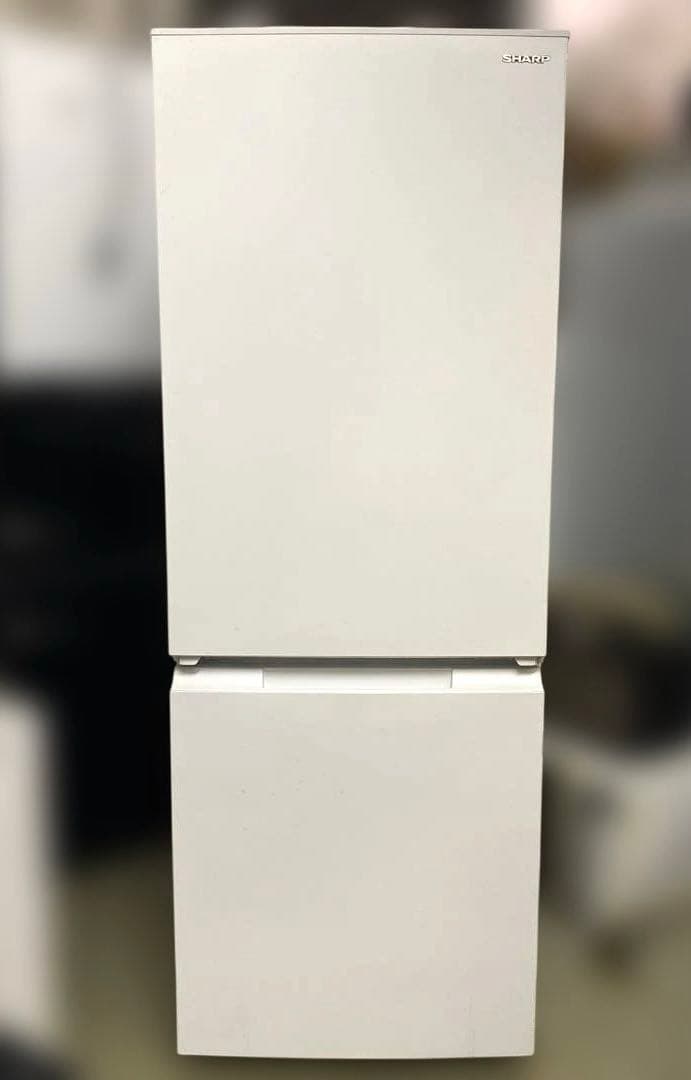 近隣地域限定送料無料❗️ 美品　2022年製 SHARP 179L冷蔵庫 2026年最新】シャープ 179 冷蔵庫の人気アイテム - メルカリ