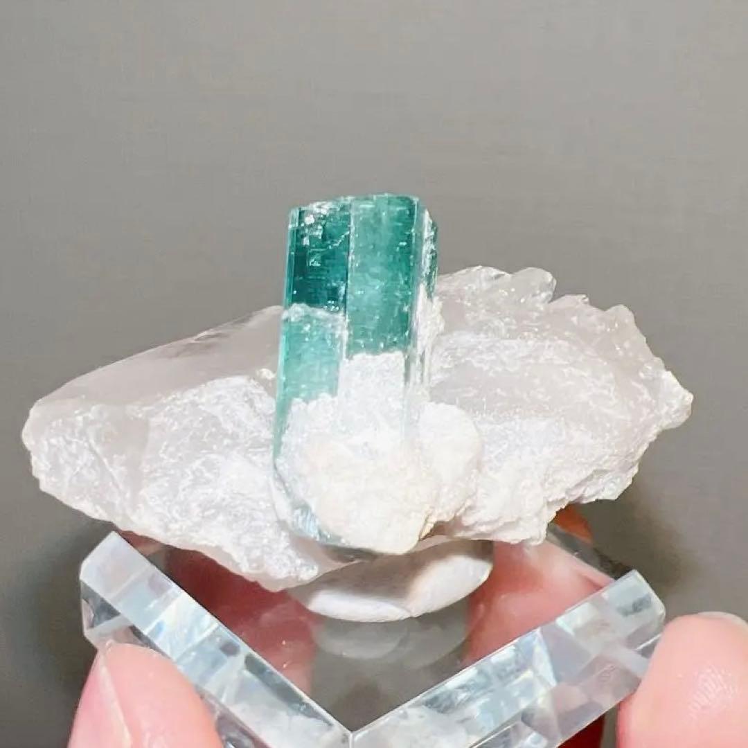 アフガニスタン産 トルマリン 高品質原石 鉱物標本BN-189 - メルカリ