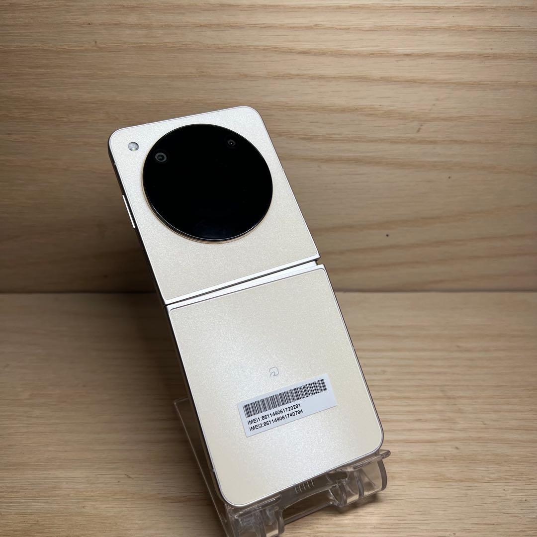 [ジャンク] ZTE Libero Flip S79 ジャンク] ZTE Libero Flip S79