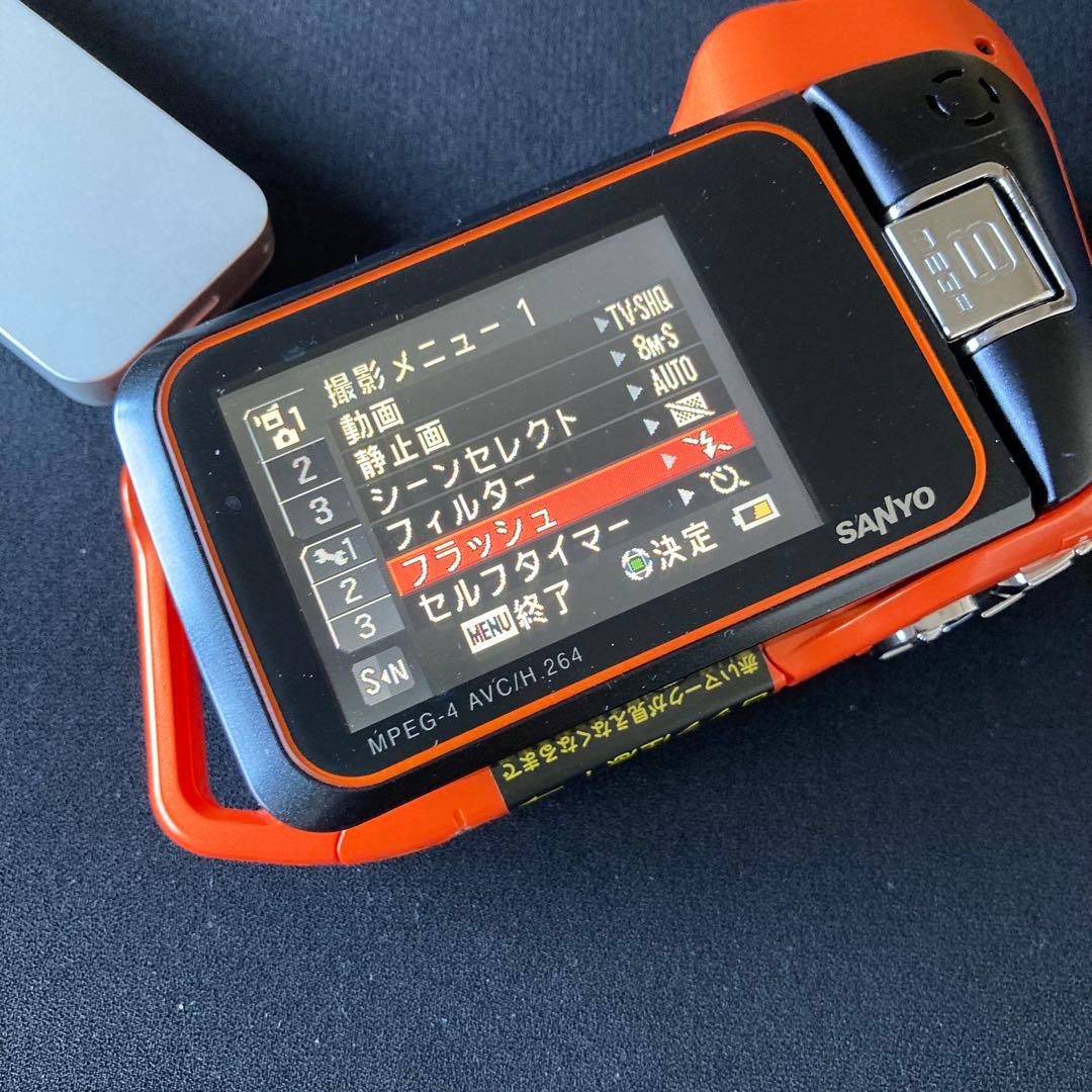 SANYO Xacti DMX-CA8 オレンジ コンデジ ムービーカメラ
