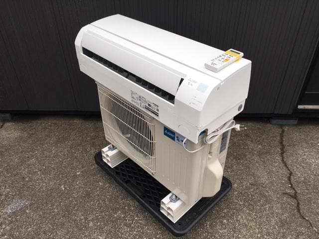 三菱　霧ヶ峰　GVシリーズ 　MSZ-GV2222-W　2022年製　2.2kw