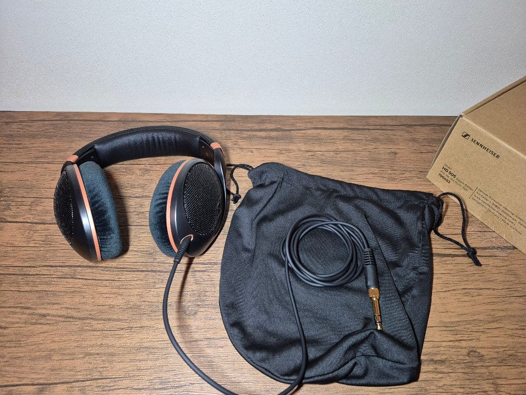 M*X様 SENNHEISER HD505 開放型 有線ヘッドホン - メルカリ