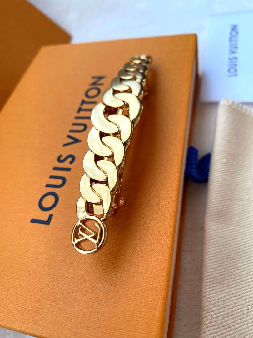 新品未使用LOUIS VUITTONバレッタアクセソワールシュブ2DM00403 - メルカリ