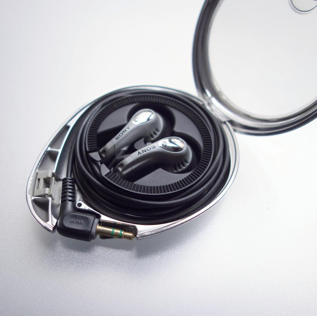 音出し確認品】高音質 ソニー イヤホン MDR-E575 巻き取り式ケース付き