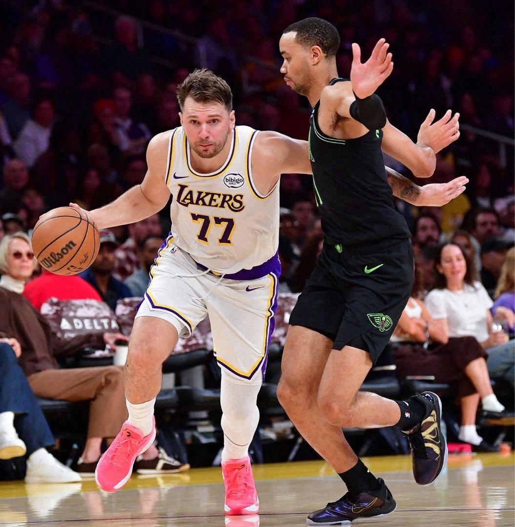 未使用 ルカ4 LUKA4 ピンク フラッシュクリムゾン - メルカリ