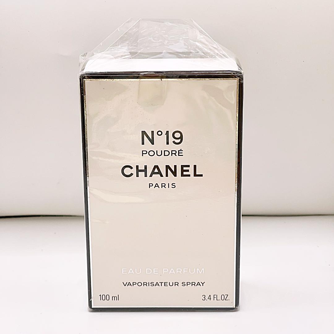 未使用 CHANEL シャネル N°19 オードパルファム 香水 100ml 楽天市場】シャネル CHANEL 香水 100ml NO.19 オーデトワレ レディース