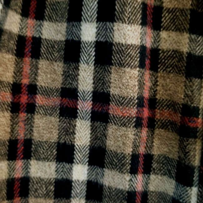 ハグオーワー ネルチェックフリル スタンドカラーブラウス 雅姫 - メルカリ