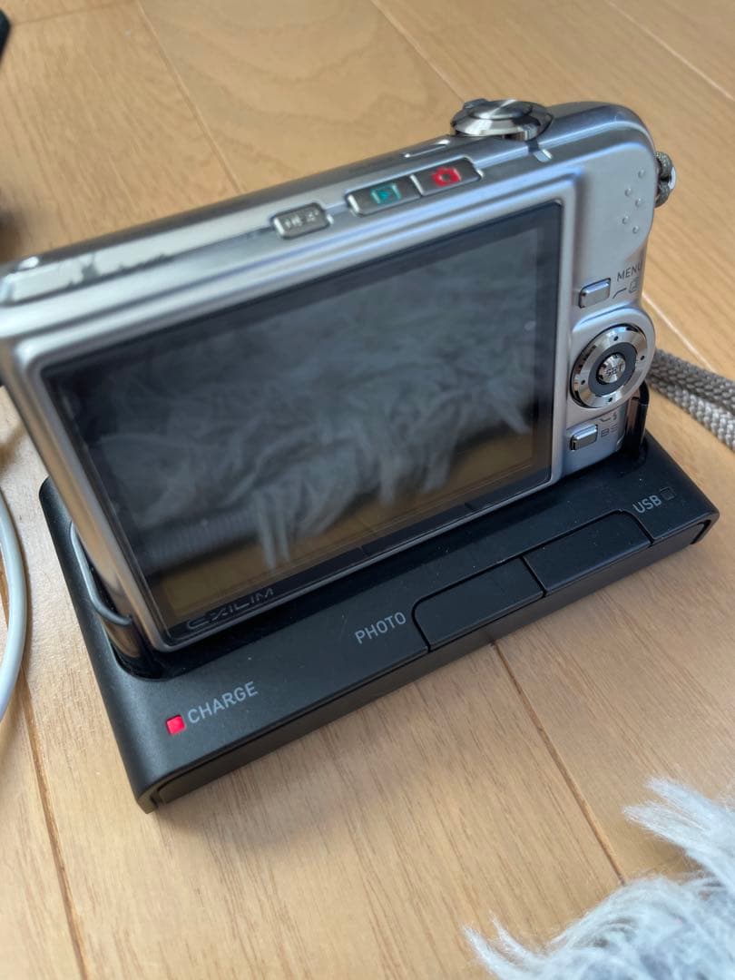 デジタルカメラ CASIO EXILIM 10.1mega pixels