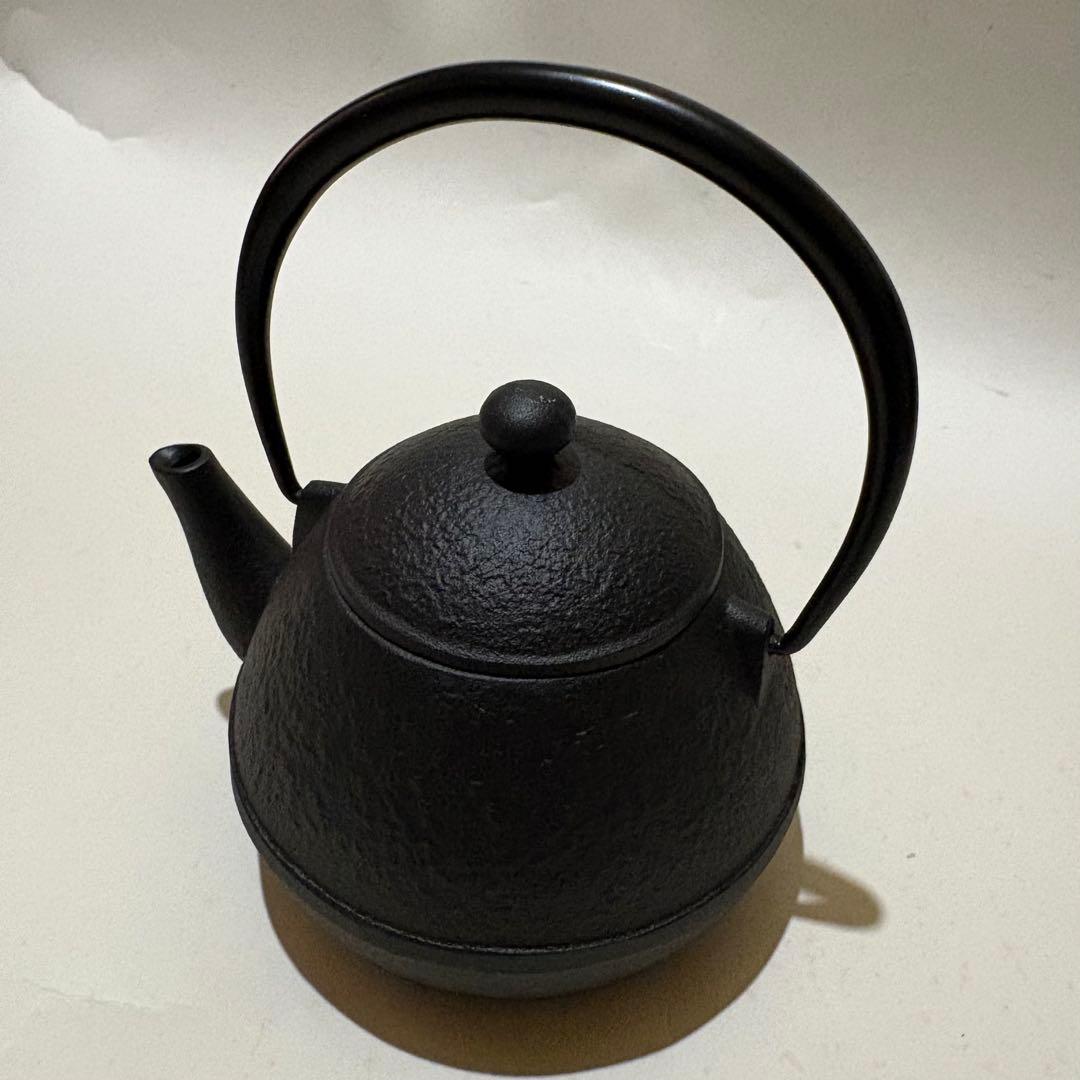[未使用] oigen 及源 鉄瓶 たまご形 0.55L 盛栄堂 南部鉄器