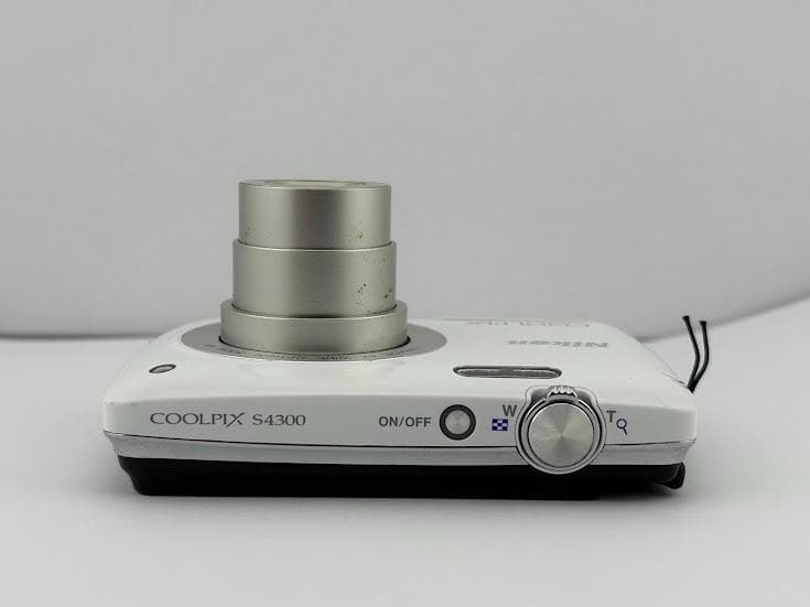 ☆極上品☆ ニコン NIKON COOLPIX S4300 シェルホワイト
