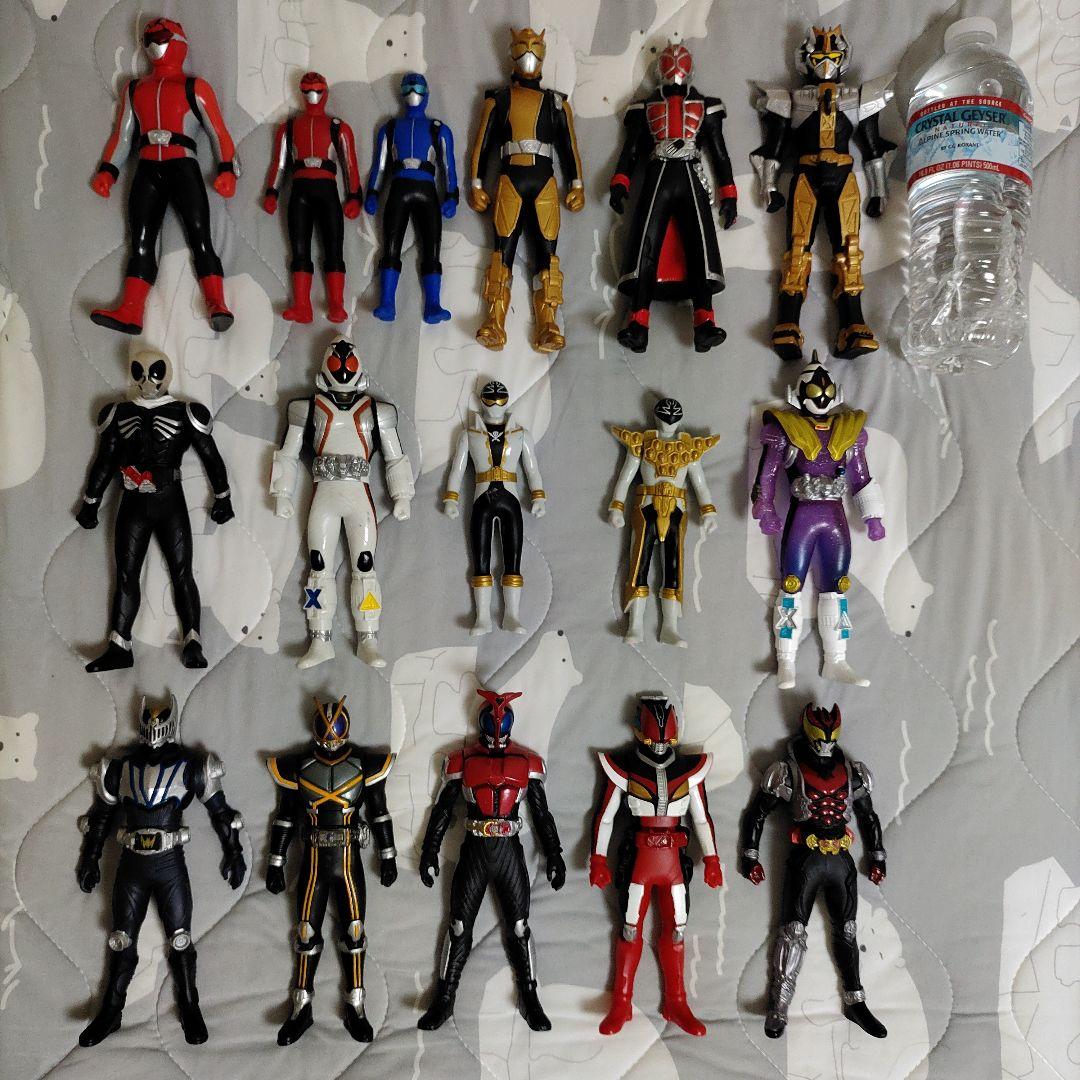 歴代仮面ライダー フィギュア ソフビ 16体 - メルカリ