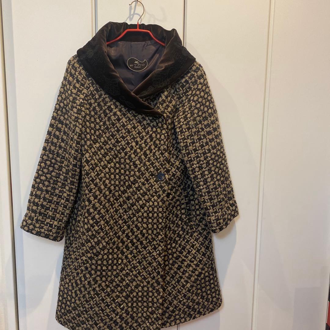 エトロのクラシカルな雰囲気　ロングコート 秋を遊べるエトロのリバーシブルコート | GOETHE