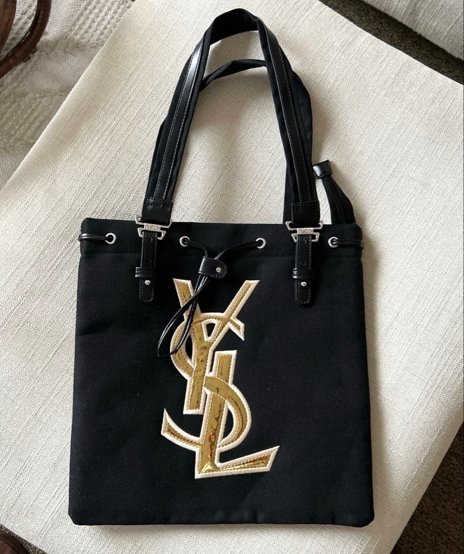 イヴ・サンローラン ノベルティバッグ レア！美品 - メルカリ