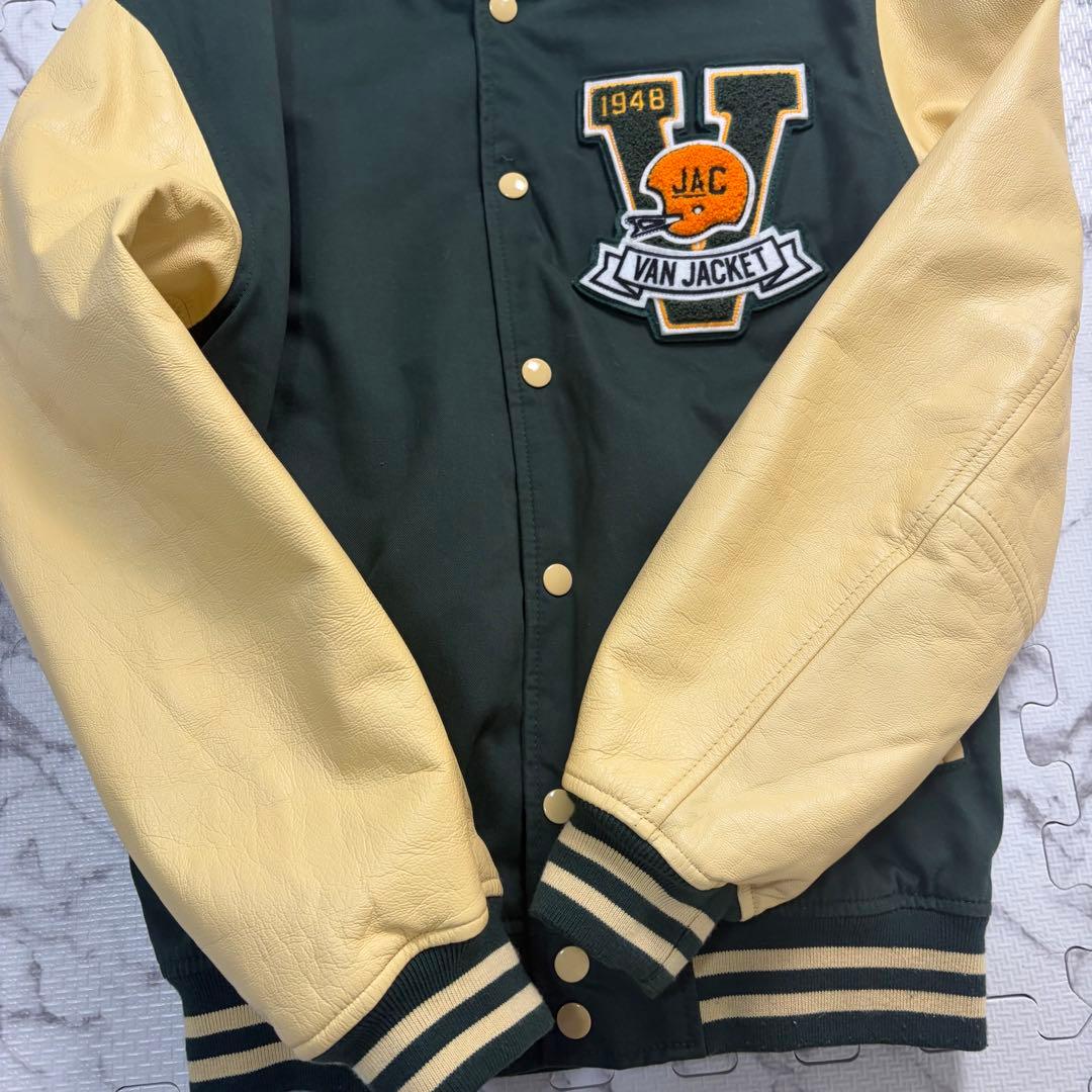 希少✨VAN JACKET スタジャン 緑 アーチロゴ ワッペン グリーン - メルカリ