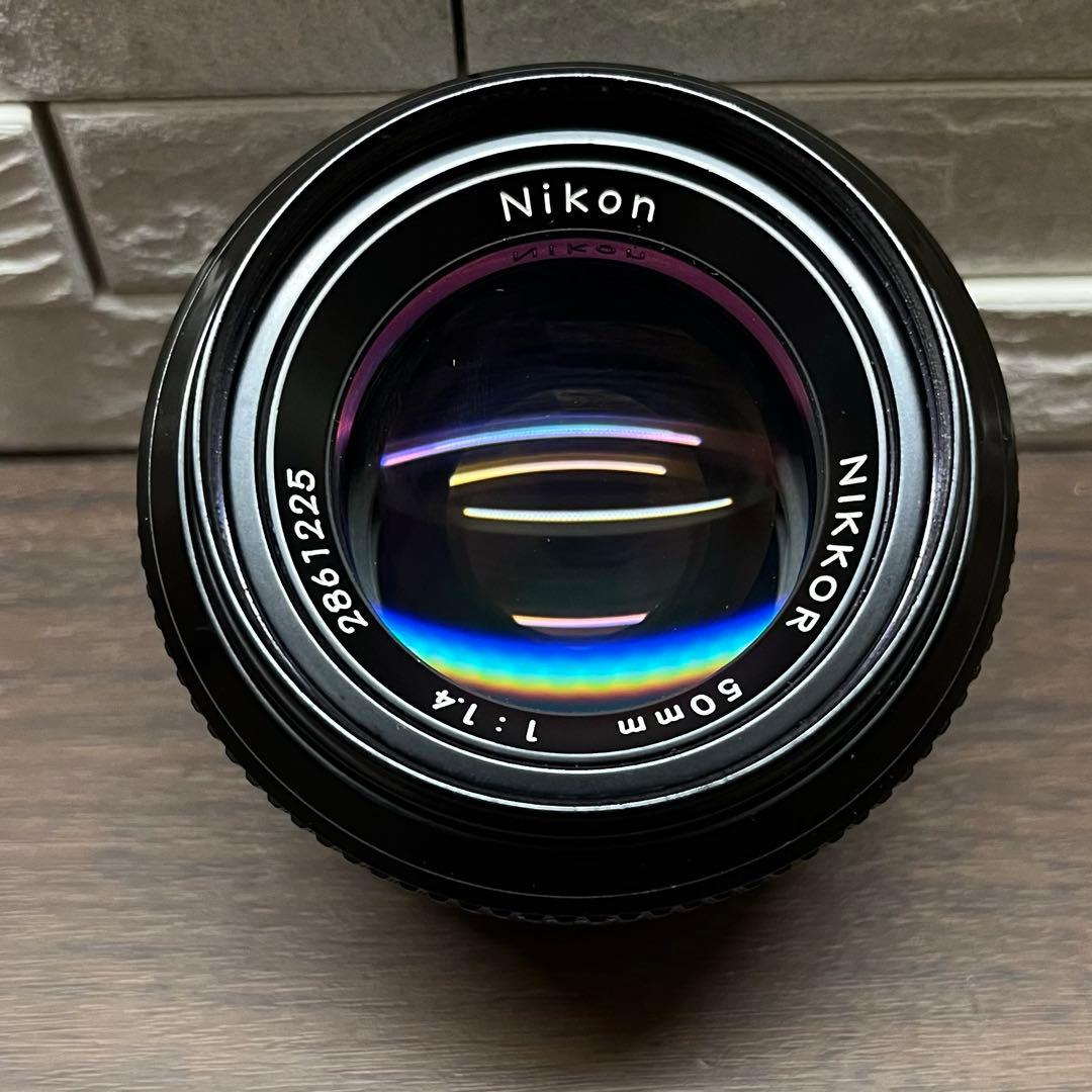 Nikon Nikkor 50mm f/1.4 Ai 単焦点レンズ Amazon.co.jp: Nikon MFレンズ Ai 50mm F1.4 : 家電＆カメラ
