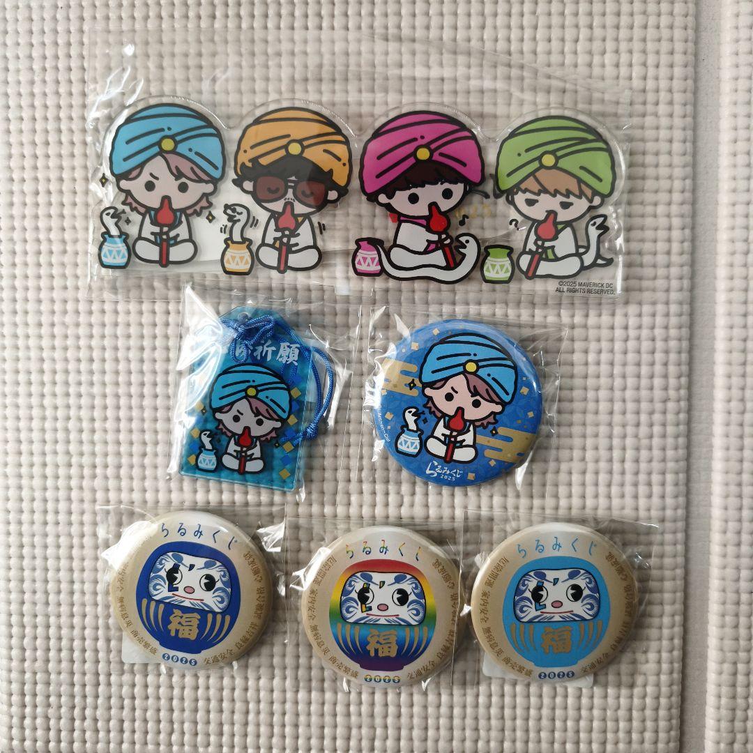 ラルク らるみくじ 2025 アクスタ 缶バッジなど - メルカリ