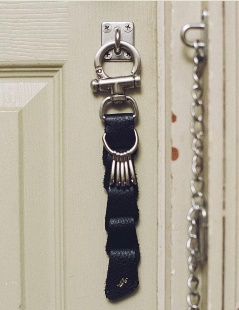 小物 LIDNM Llife LEATHER KEY CHAIN BLACK Emily-Sierra-2025-Lyons-