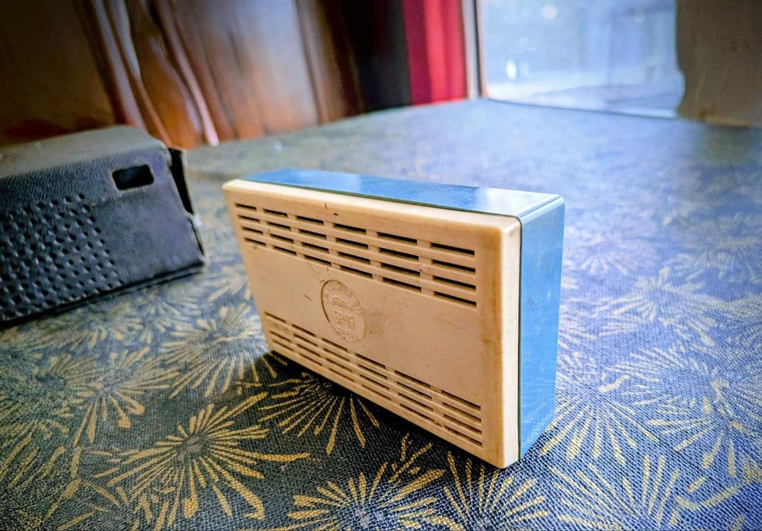 昭和レトロ 東芝 トランジスタラジオ GP-15 動作品 動画あり - メルカリ