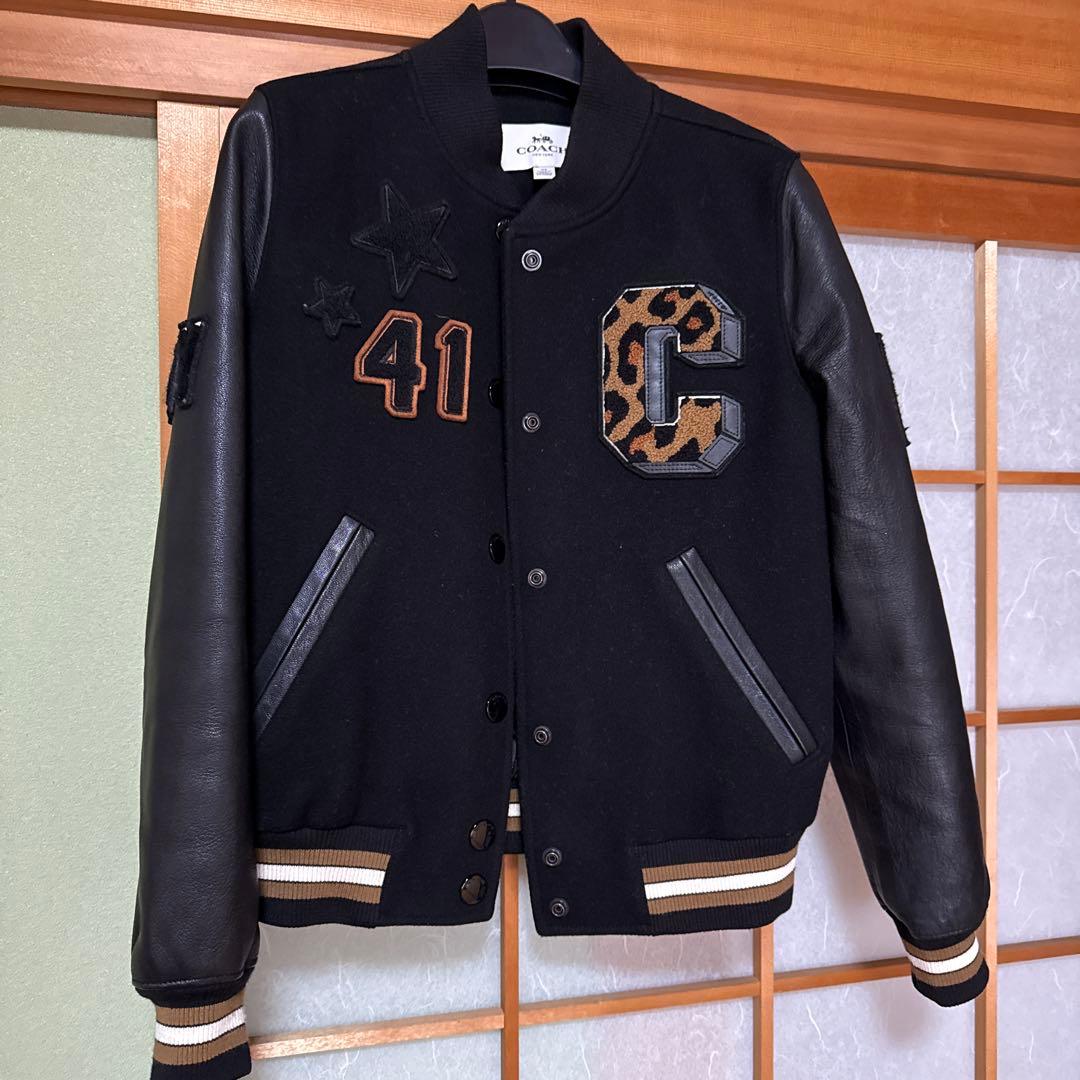 COACH スタジャン ブラック XS - メルカリ