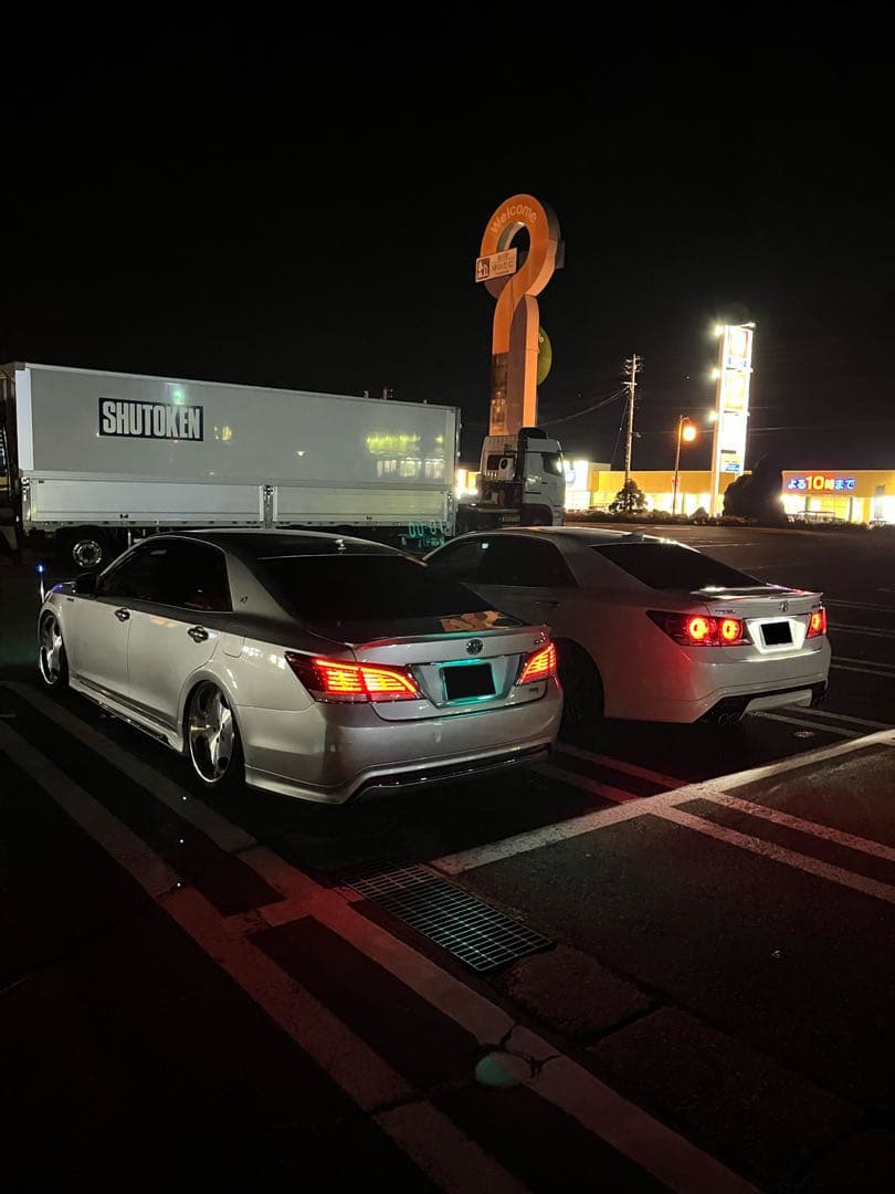 210 クラウン 純正加工シーケンシャルテールランプ - メルカリ