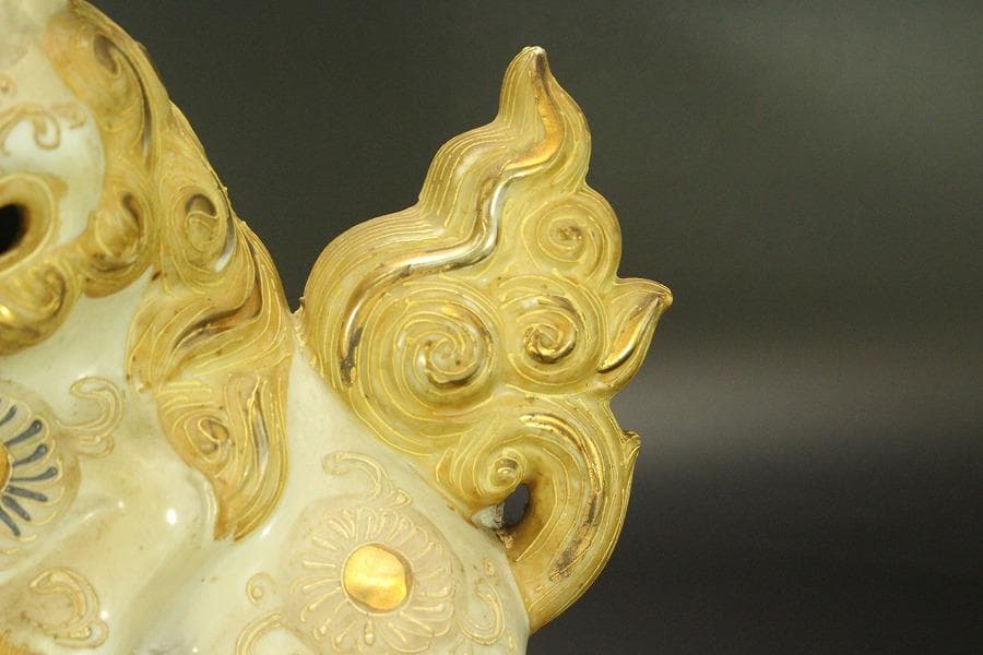 九谷 金彩 獅子 置物 時代物(A688) - メルカリ