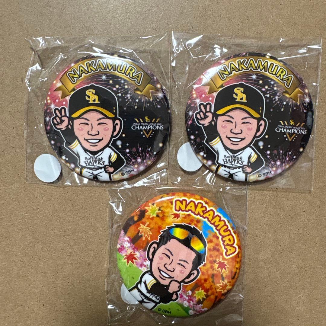 中村晃 若鷹ガチャ缶バッジ3点セット - メルカリ