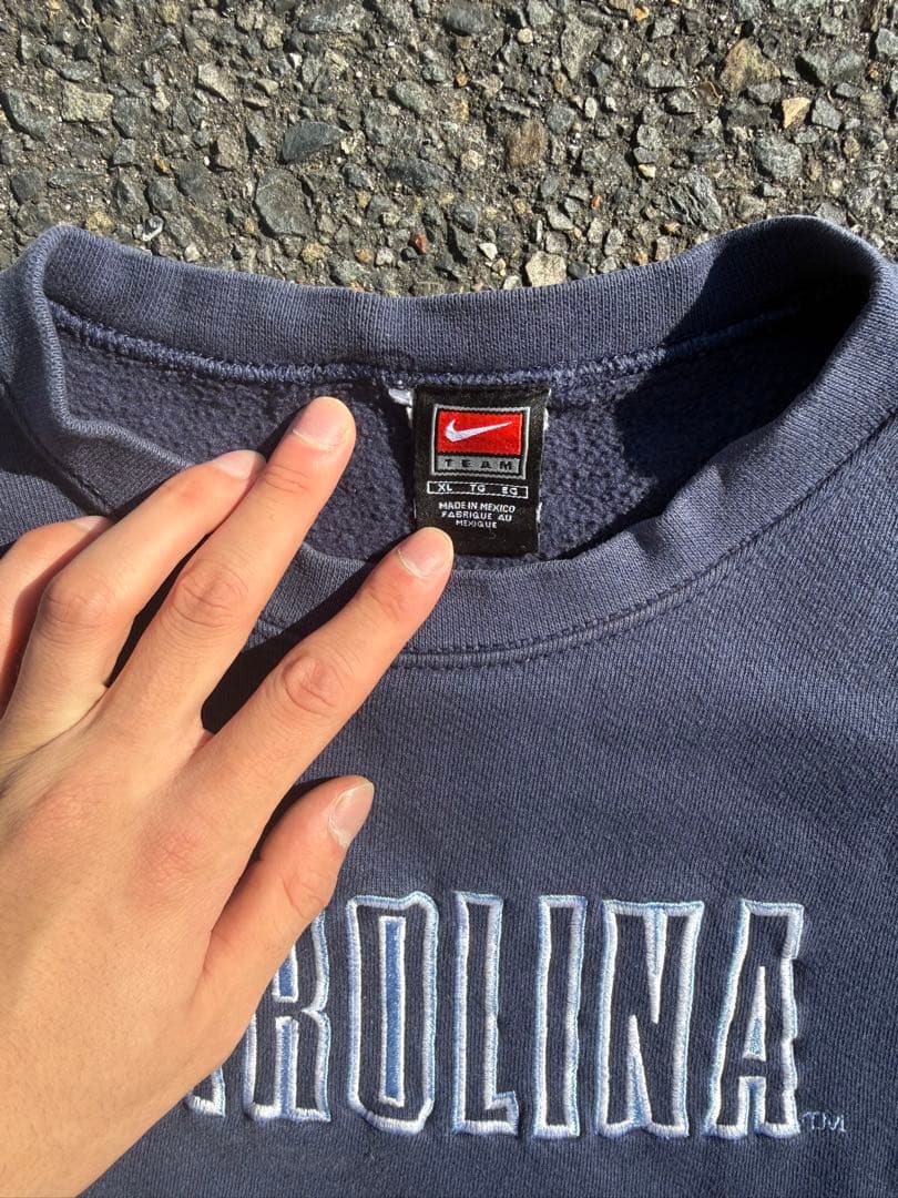 激レア】00s ナイキ カレッジロゴ 刺繍 スウェット XL センターロゴ 紺
