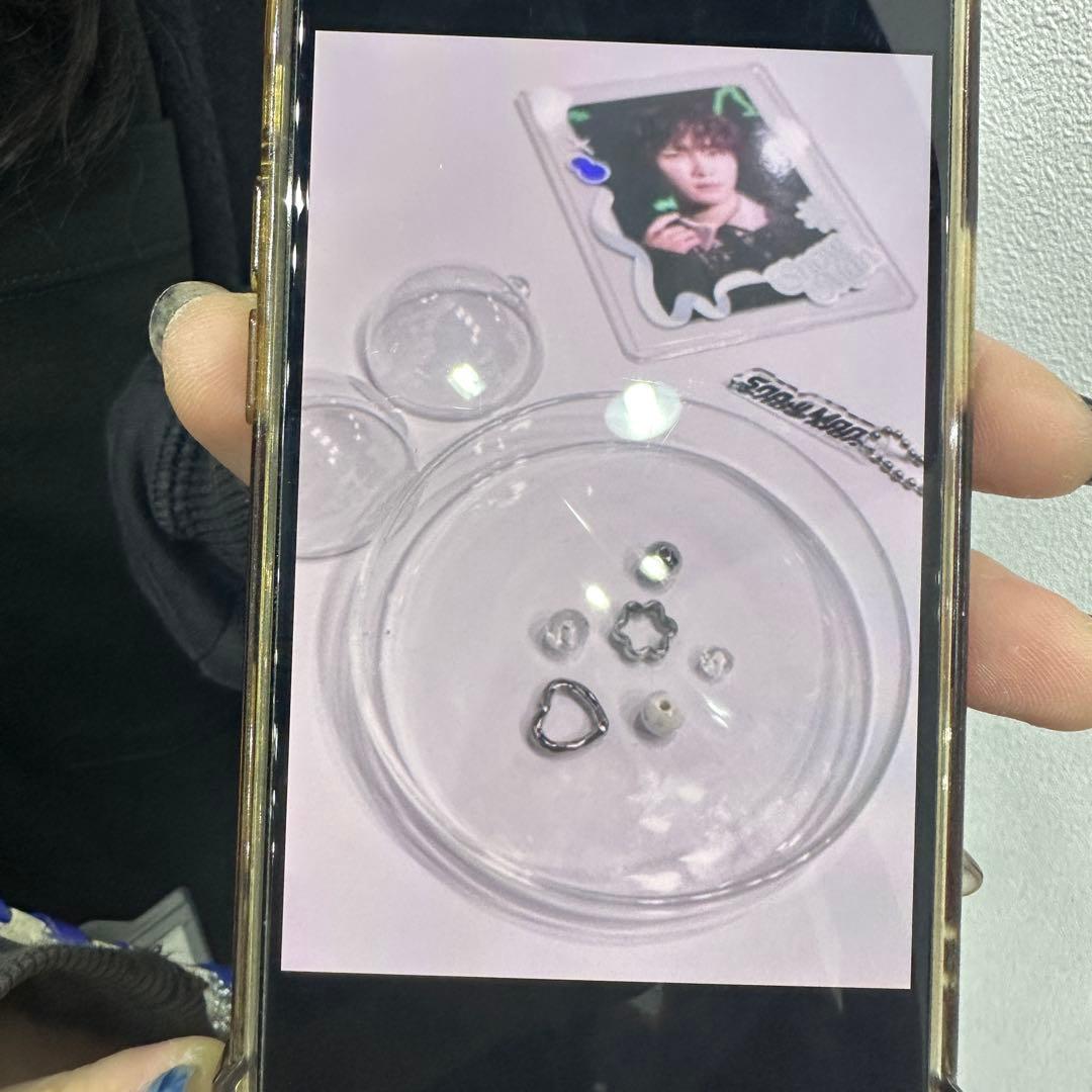 渡辺翔太チョイス】SnowMan ポップアップ 台北 スノーボールキーリング