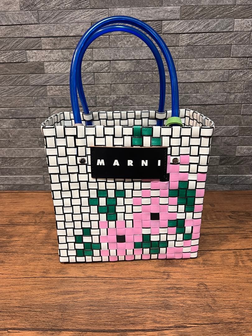 【新品・未使用】MARNI MARKETかごバッグ ピクセルフラワー MARNI（マルニ） バッグ ジュルタバッグ ラージ MARNI FLOWER CAFE