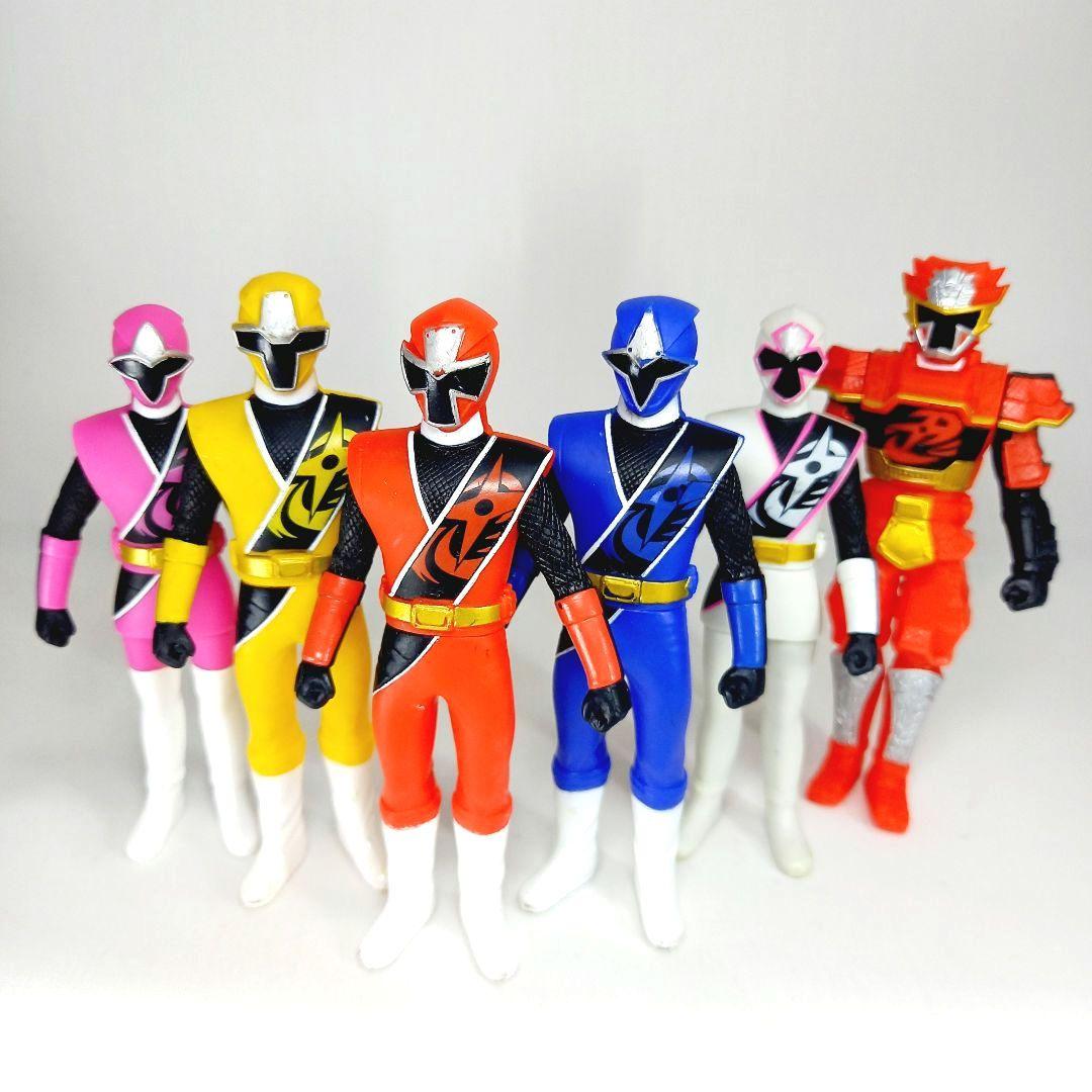 手裏剣戦隊ニンニンジャー ソフビフィギュアセット11センチ - メルカリ