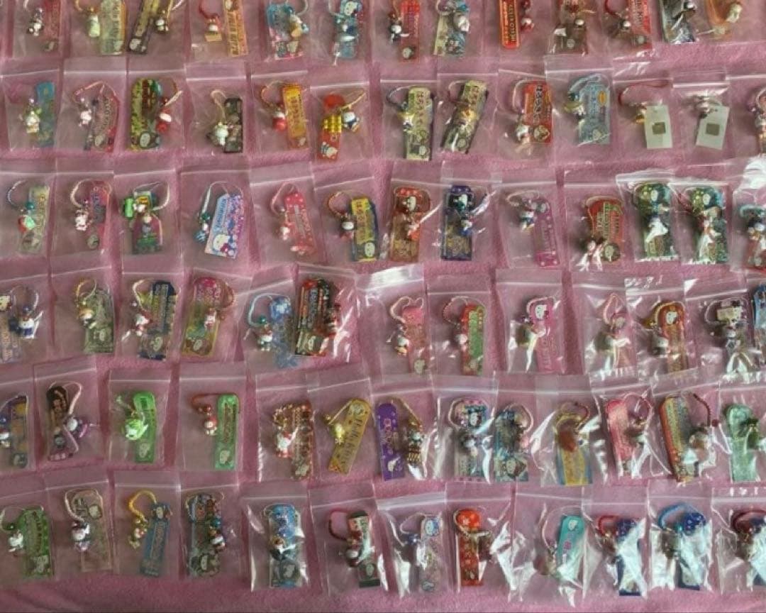 ご当地キティちゃん根付90コセット ご当地キティちゃん根付90コセット HELLO KITTY根付 | 友禅工芸