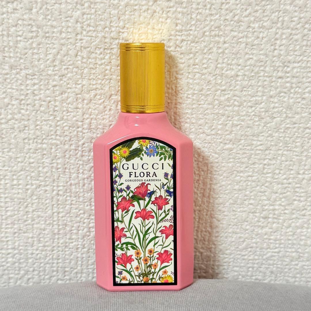GUCCI FLORA 香水 ピンク 花柄 - メルカリ