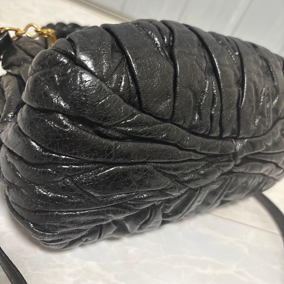 miu miu マテラッセ vitello lux 2way アーカイブレザー - メルカリ