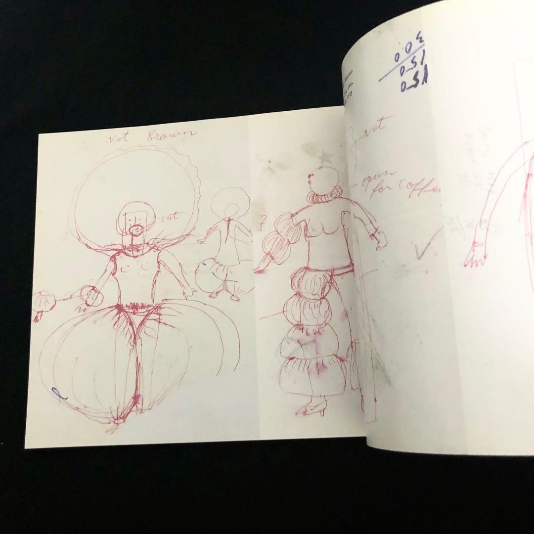 草間彌生 サイン入】Yayoi Kusama Funiture by graf - メルカリ