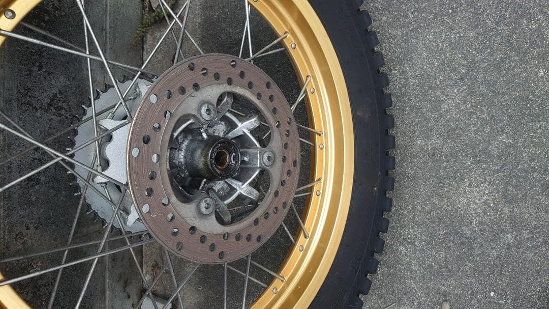 あ*ゅ様 セロー250 前後ホイール・タイヤセット IRC ツーリスト - メルカリ